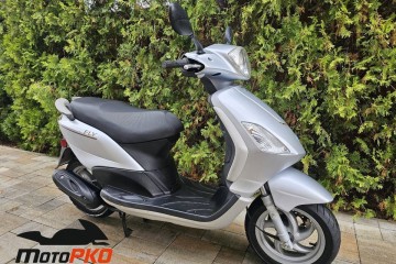 Piaggio FLY transport GRATIS