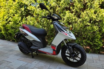 Motard Variant Derbi Fly 125 Tylko 3 tyś km 2013r