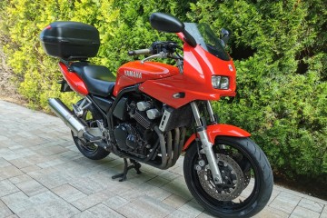 Yamaha FZS Fazer  MotoPKO transport GRATIS